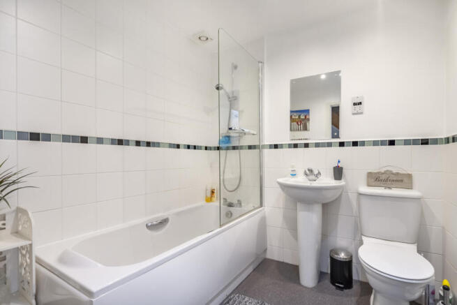3 bed Semi-Detached for sale Image 9