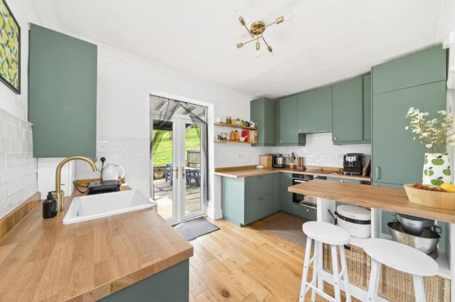 BREAKFAST KITCHEN