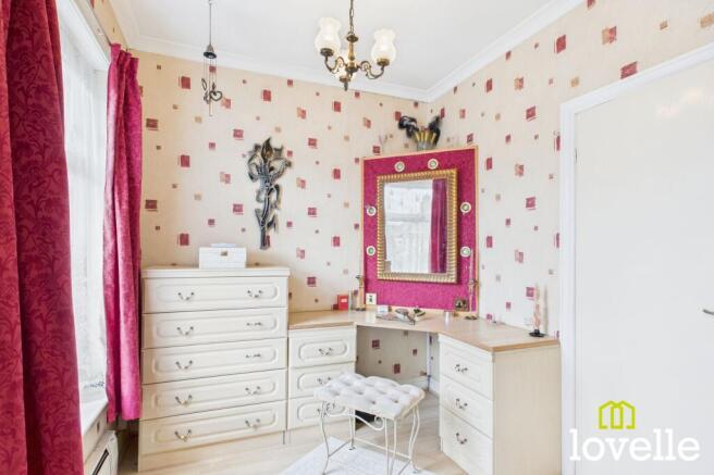 3 bed Semi-Detached for sale Image 8
