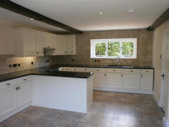 Kitchen/Dining Area