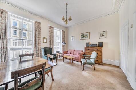 Cumberland Street, Pimlico, London, SW1V