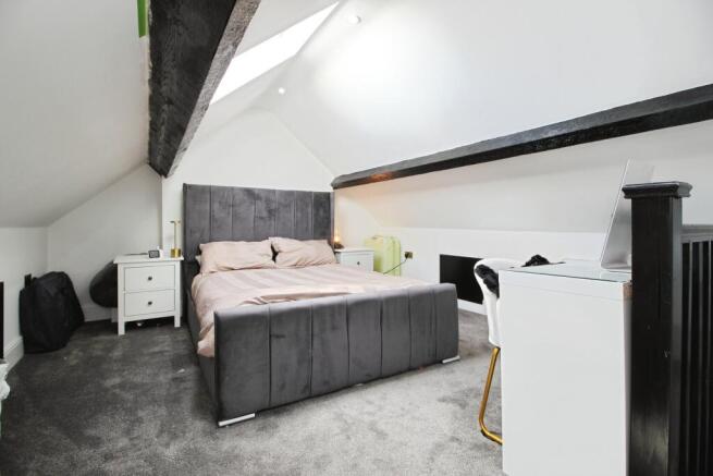 3 bed Terraced for sale Image 12