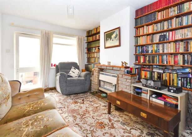 36 Hall End Lane - Dining Room.jpg