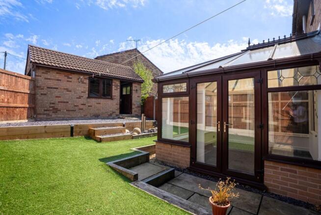 Farm Road, Buckley, CH7 photo 4