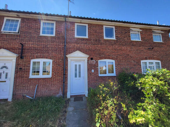2 Bedroom Terraced for Rent available now