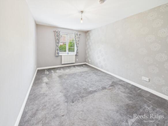 2 bed Apartment for sale Image 6