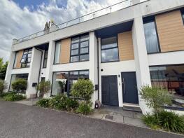 2, Edina Mews, Old Vicarage Road, Exeter EX2 9BJ