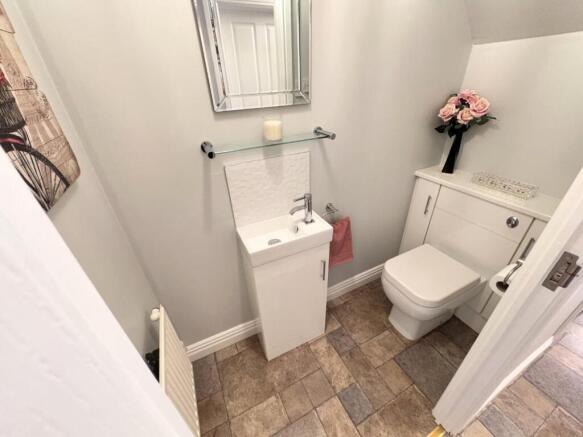 GUEST WC