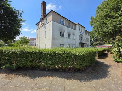 Bevan Avenue, Barking