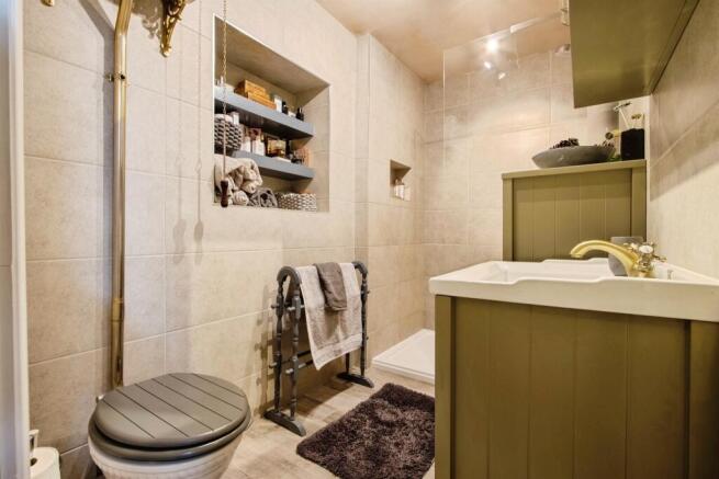 2 bed Terraced for sale Image 9