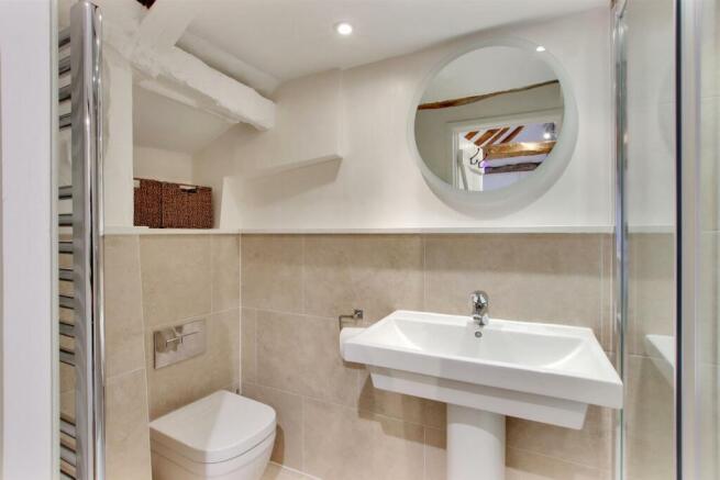 Shower Room (Airbnb)
