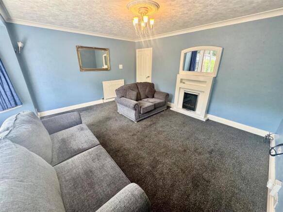 2 bed Flat for sale Image 10