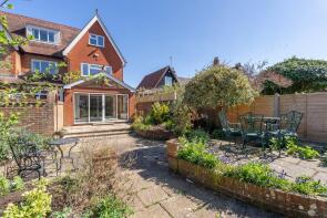12, Lonsdale Road, Dorking RH4 1JP