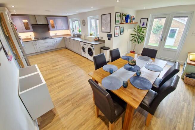 Kitchen/Dining Room