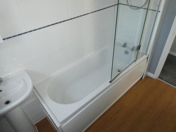 1 bed Apartment to rent Image 8