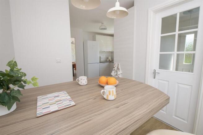 4 bed Detached for sale Image 7