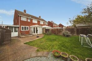 57, Yew Street, Dunstable LU5 5PA