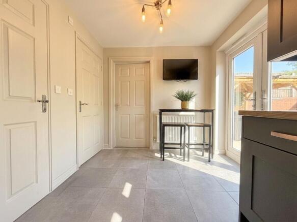 4 bed Detached for sale Image 7