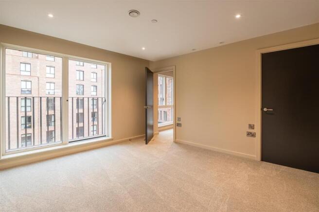 2 bed Apartment for sale Image 8