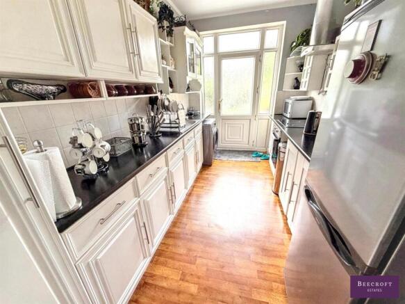 2 bed Terraced for sale Image 4