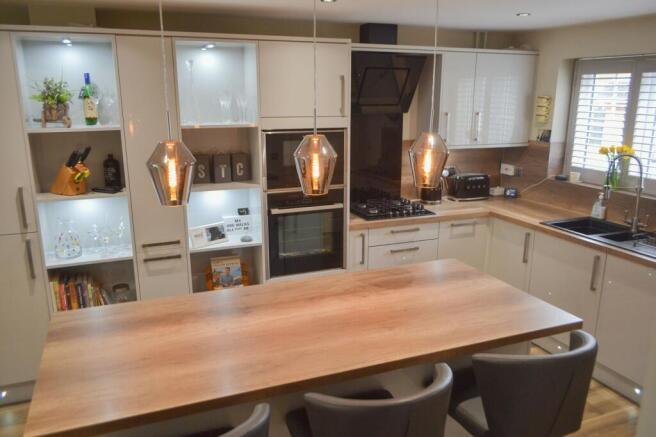 Lounge/Diner/Kitchen