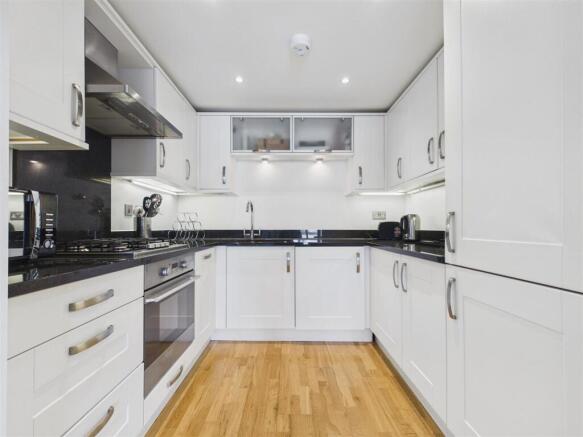 Pentire Avenue, Newquay, TR7 photo 4