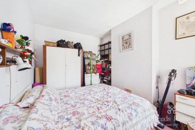 2 bed Semi-Detached for sale Image 12