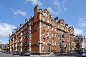 Flat 42, Cumberland Mansions, Nutford Place, London W1H 5ZB