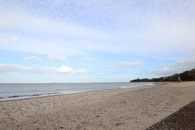 Nearby Ryde Beach