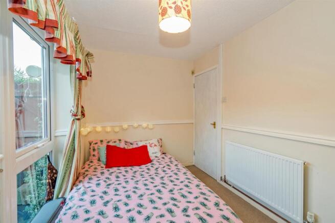 12 Almond Close (9 o