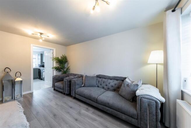 25 Hazelhurst Way-009.jpg