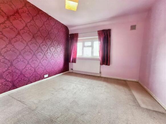 8 - Semi-detached House for Auction, Long Ashton.j