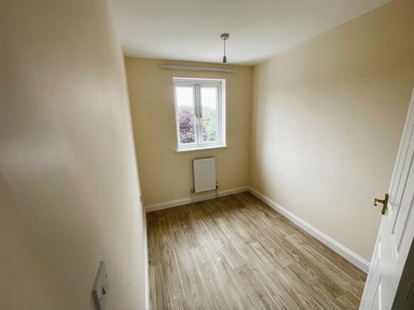 bedroom 3.jpg