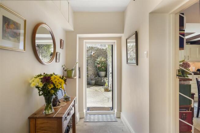 3 bed Cottage for sale Image 4
