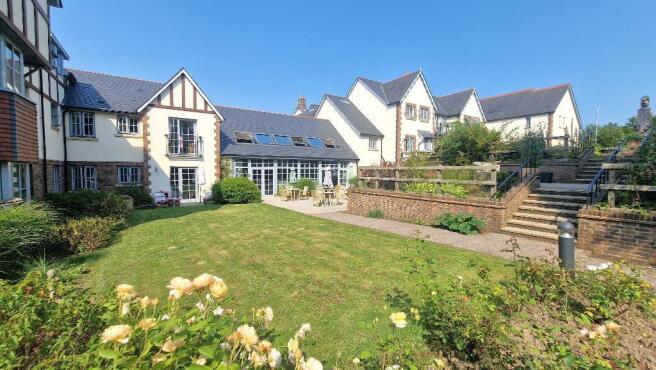 Communal Garden and Patio