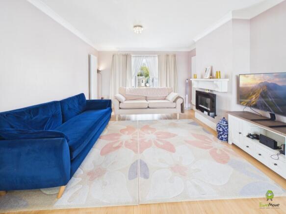 Presented by Clinton at EweMove Bexleyheath and Da