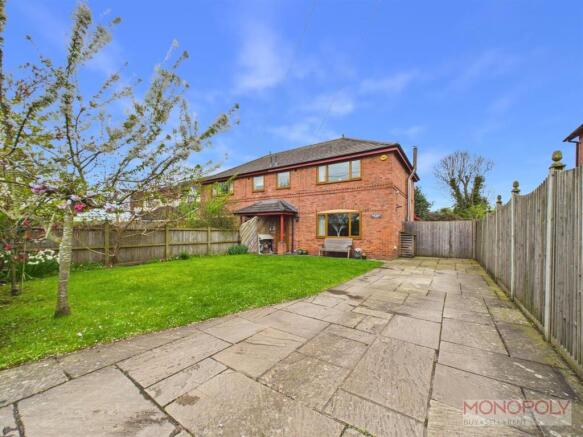 3-bed house on Trevalyn, Rossett, LL12, £400,000