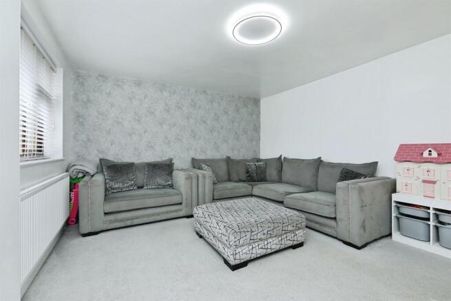3 bed Detached Bungalow for sale Image 9