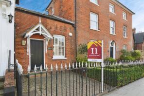 1, Hulbert Gate, Shute End, Wokingham RG40 1BS