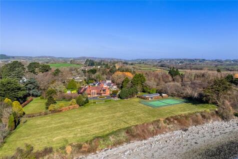 Beaumaris, Isle Of Anglesey, LL58