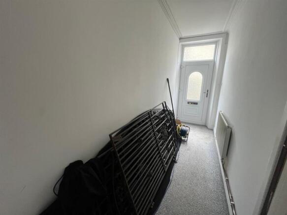 4 bed House for sale Image 4