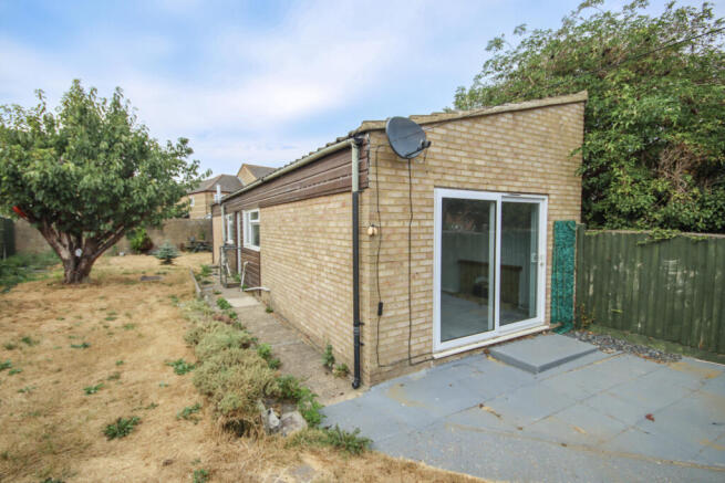 1 Bedroom Detached Bungalow, No Forward Chain!
