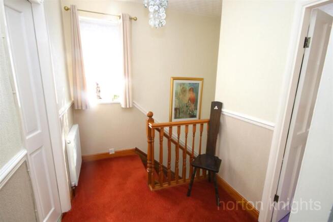 FIRST FLOOR LANDING
