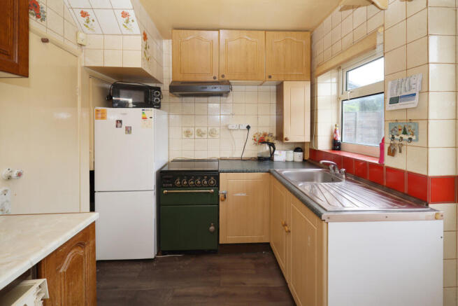 kitchen area.JPG