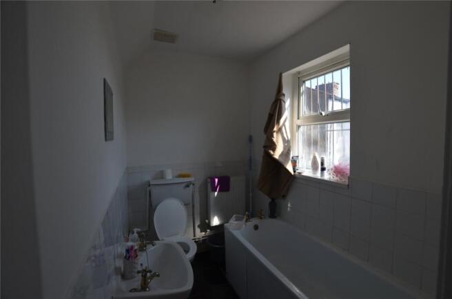 Flat 2 Bathroom