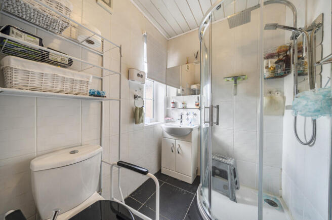 4 bed Semi-Detached for sale Image 12