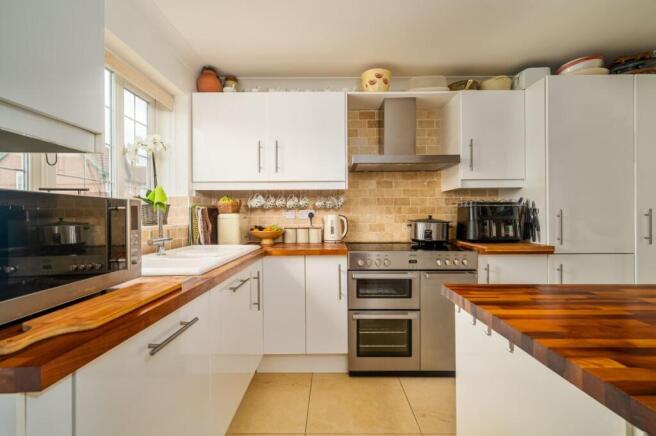 Suffield Road, Gildersome photo 4