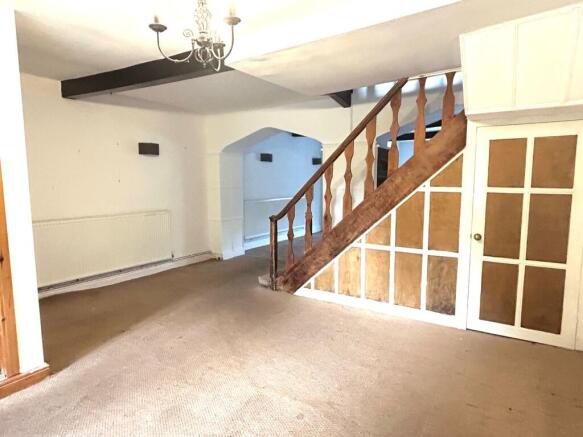 5 bed Terraced for sale Image 5