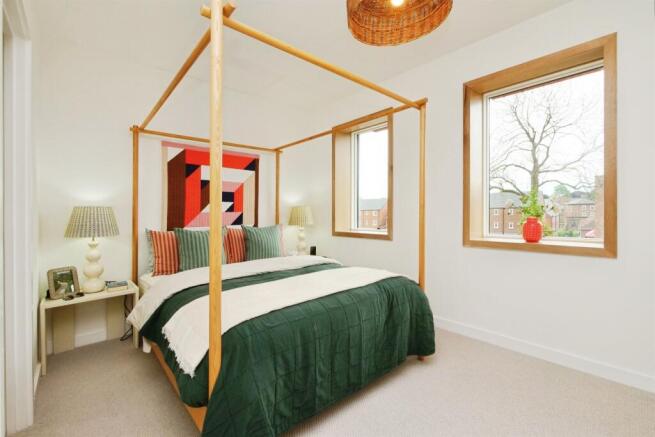 4 bed Town House for sale Image 5