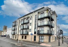 Apartment 11, Millennium Plaza, Warwick Place, Cheltenham GL52 2NB